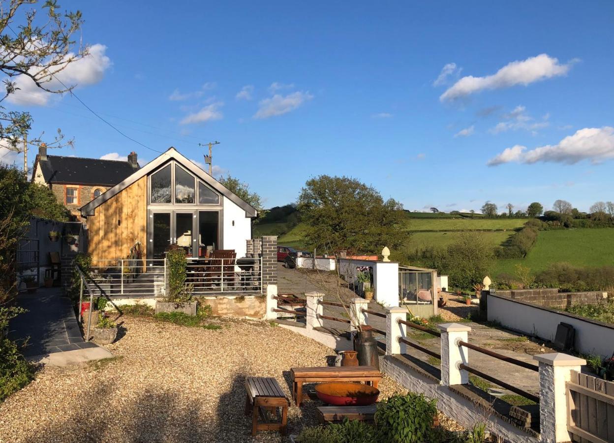 Red Kite Cottage Carmarthen Luaran gambar