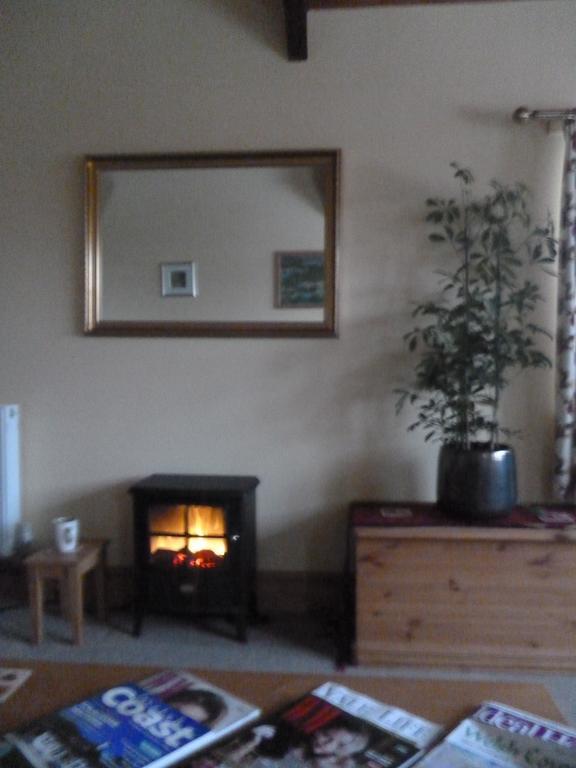 Red Kite Cottage Carmarthen Luaran gambar